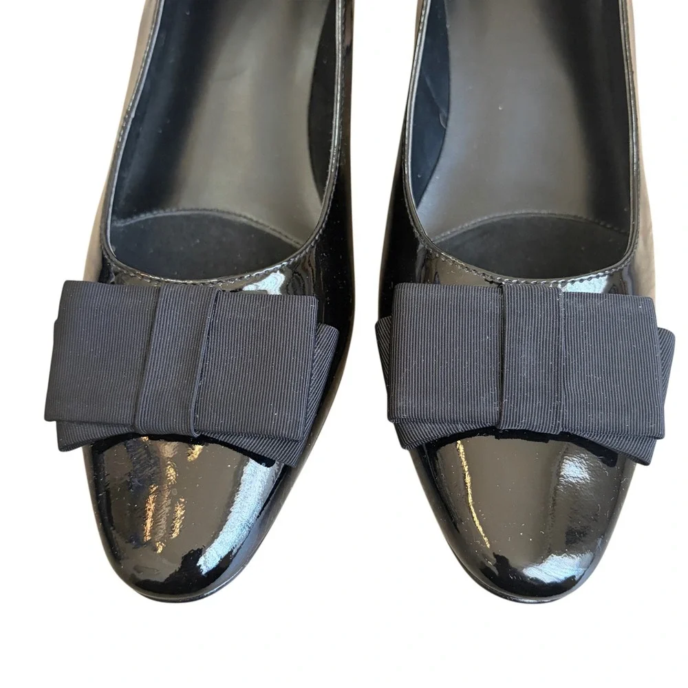 Vaneli Black Patent Leather Bow Pumps Size 11N Narrow Kitten Heel Classic